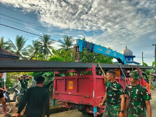 Garuda Jaya: The Steel Bridge Connecting Cilacap's Building Dreams